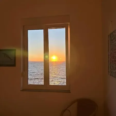 Deep Blue Apartment Near The Sea Organs * זאדאר