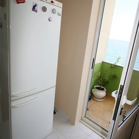 Deep Blue Apartment Next To The Sea Organs