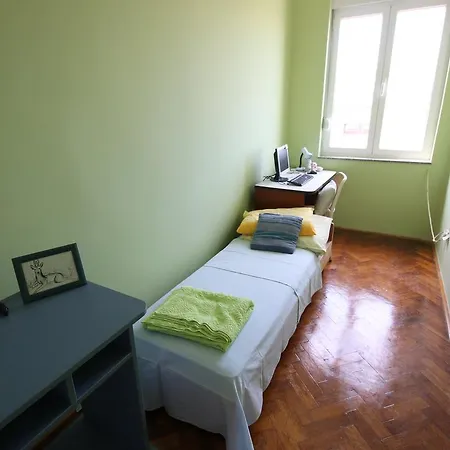 Deep Blue Apartment Next To The Sea Organs