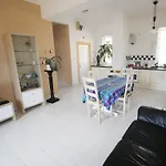 Deep Blue Apartment Near The Sea Organs Apartman *