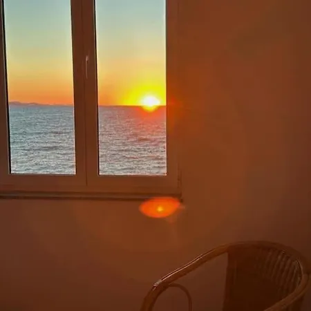 Deep Blue Apartment Next To The Sea Organs Zadar